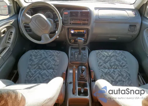 2000 Suzuki Vitara Jlx from USA, damaged, VIN 2S3TA52C6Y6101885